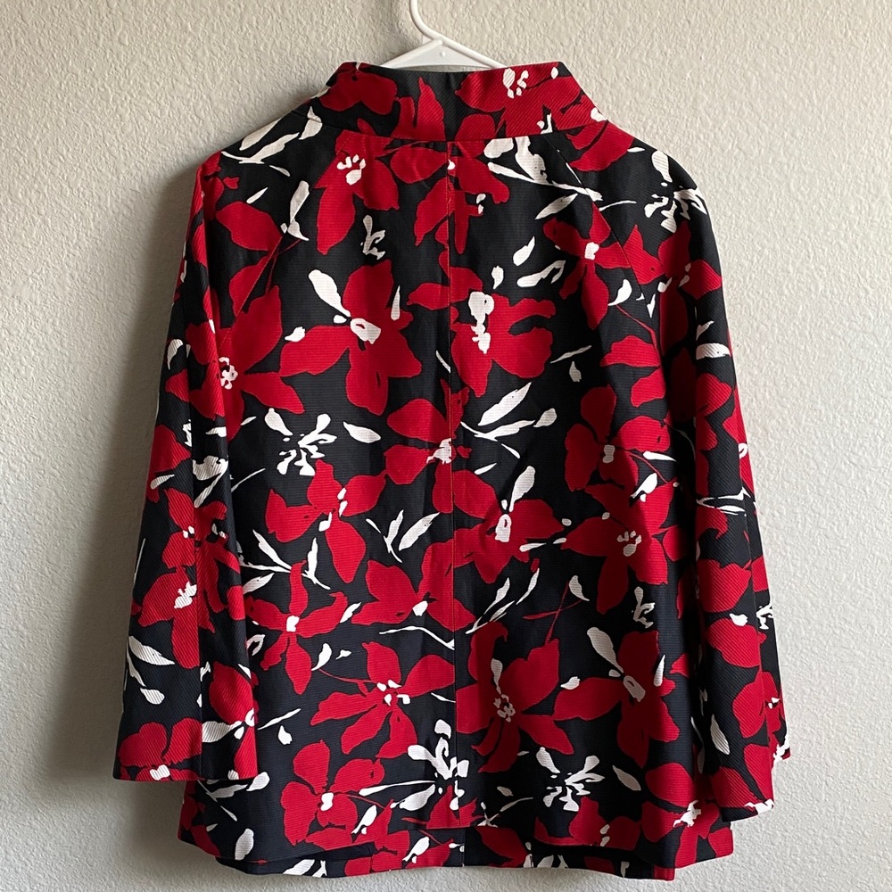 Anne Klein Red and Black Floral Blazer - Picture 7 of 16